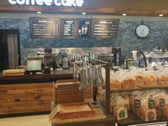 面包甜点陈列柜-红跑车(三牌楼店)