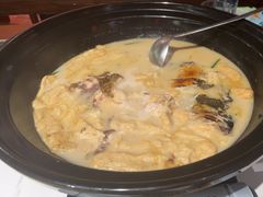婆婆鱼头炖豆参-麒麟小院·老九江菜(安平路店)