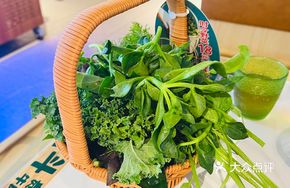 Seasonal Wild Greens Buffet (Unlimited Refills)
