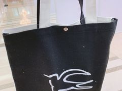 -文汇新民联合报业集团(上海报业大厦店)