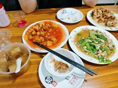 -东北特色菜馆(珞喻东路店)