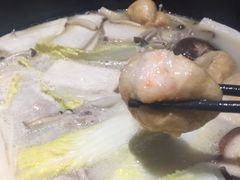 -煲宫猪肚鸡(昆山金鹰国际购物中心店)