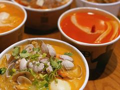 -何记花甲(海岸城旗舰店)