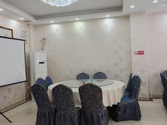 -双月饭店·20年老字号(新村店)