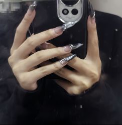 -赢韵美甲美睫瑞士净斑中心