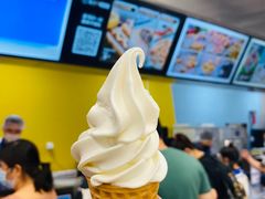 鲜奶冰激凌-盒马X会员店(王府井奥莱UP TOWN店)