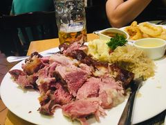 -兰特伯爵西餐厅·啤酒屋(方庄店)