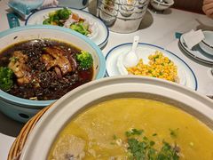 南山扣肉王-南山翁新概念川菜(江宁万达广场店)