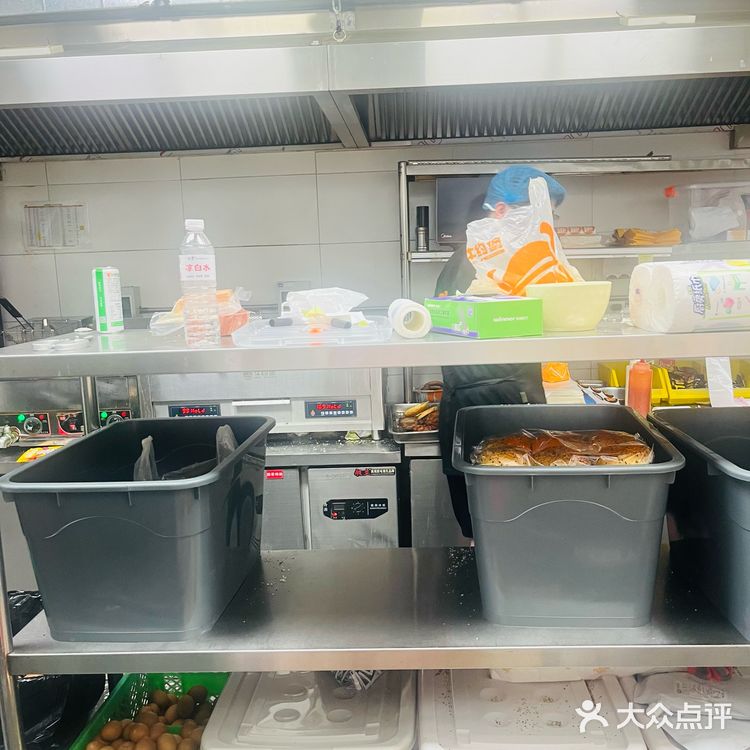 在北京|广安门牛约堡干儿子带🍔小家伙眼睛亮啦