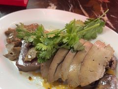 -乌文新澄海卤鹅店