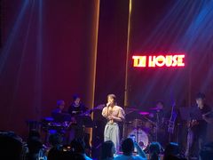 -TZ House音乐现场(来福士中心店)