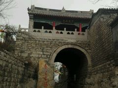 -秦皇古道滑雪场