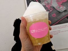 -HUGS coffee(东区店)