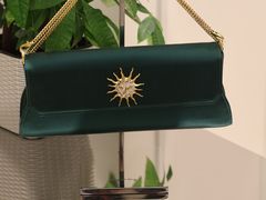 -百联奥特莱斯广场(武汉盘龙店)