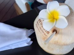 -三亚亚龙湾瑞吉酒店·宴悦Driftwood·游水海鲜·牛排·草坪·私人定制