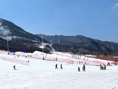 -鳌山滑雪度假区