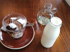 -ROAST coffee & eatery