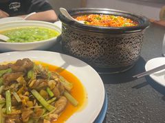 -万重锦·人文川菜馆(骡马市店)