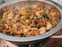 -湖南人家湘菜馆(镇江路店)