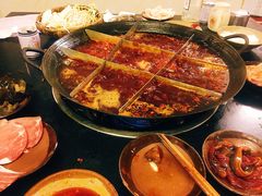 -岗上渣渣老火锅(两路口店)