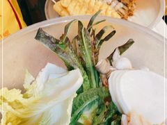 -小熊纪称盘麻辣烫