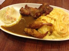 -玛格萝妮比萨屋(四平店)