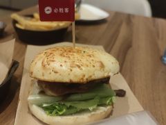 -必胜客(欢乐颂店)