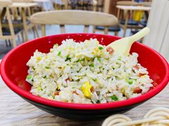 -江城燕子大排档(江汉路步行街店)