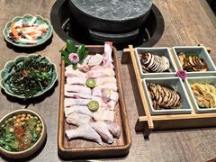 -蘑界·野生菌火锅(深业上城店)