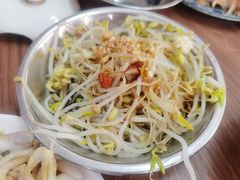 拌豆芽-歪头牛肉(金龙壹号店)