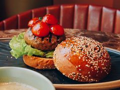 芝心牛肉汉堡-Let'sBURGERplus·非常创意汉堡(三里屯店)