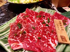 -山川小町·极番烧肉(新地假日广场店)