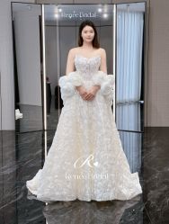 -Renee芮亦婚纱(原丽莎)