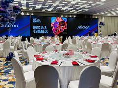 -上海龙之梦万丽酒店