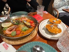 经典芝士焗扇贝（2只）-CRAZYONES西班牙海鲜饭(上海美罗城店)