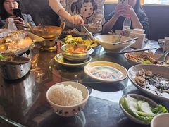 -大头虾越式风味餐厅(光明广场店)