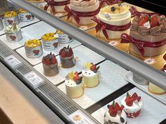 -花花卷卷·鲜食蛋糕(静安久光百货店)