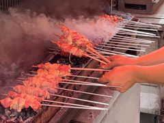 -烤肉小伙烤肉店
