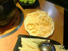 -尚品小土屋涮毛肚(李沧万达店)