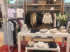 -斯普瑞斯奥特莱斯