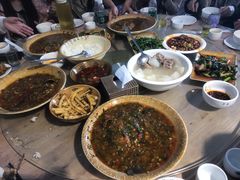 藿香鲫鱼-张鲫鱼家常菜
