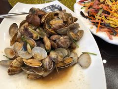 -洁神饭庄·海鲜·青岛菜·30年老字号(五四广场店)