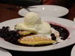 -Pancakes on the rocks(Darling Harbour)