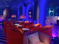 -Darling Queen·Mini·Live·House