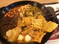 -粉探营螺蛳粉(长宁龙之梦店)