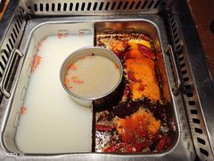 -洪焱重庆老火锅(万福花园店)
