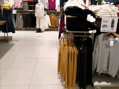 -优衣库(武汉国际广场店)