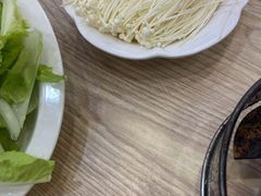 -江城燕子大排档(江汉路步行街店)