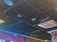 -一只虾·小龙虾·烧烤·肉蟹煲(同泰时代广场店)