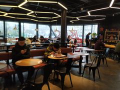 大堂-肯德基(孝陵卫地铁站店)